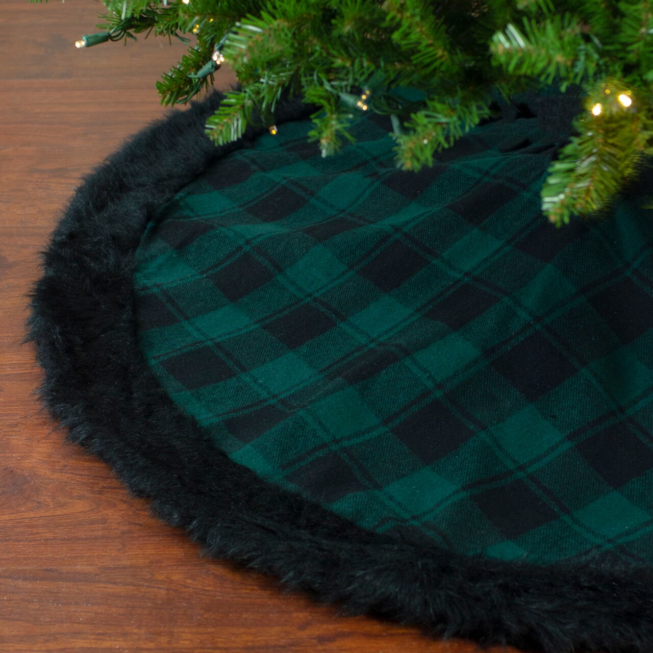 Green plaid tree skirt best sale